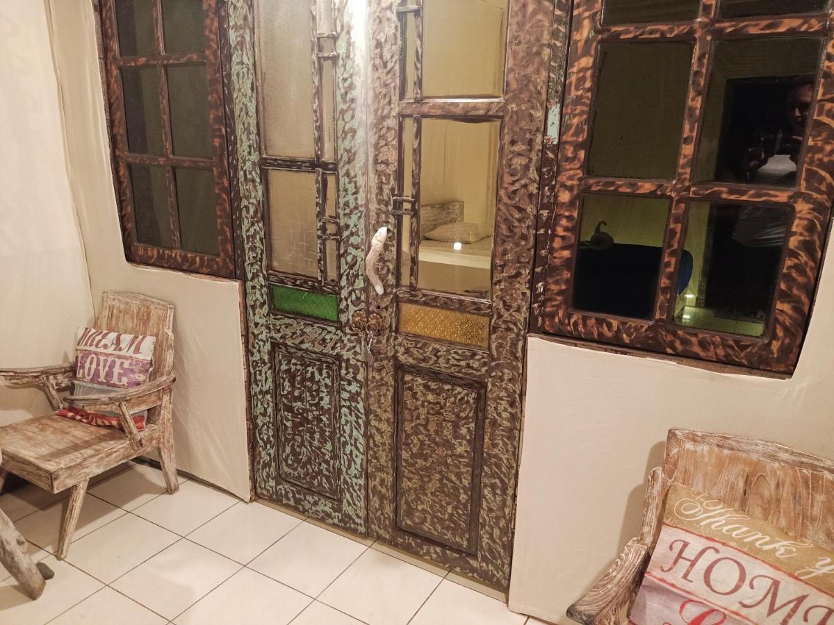 Funky Place Lovina Dış mekan fotoğraf
