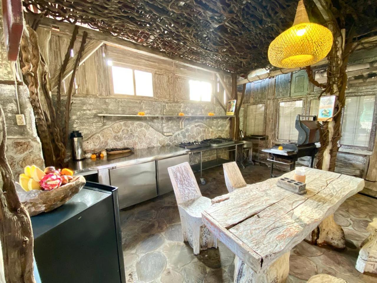 Funky Place Lovina Dış mekan fotoğraf